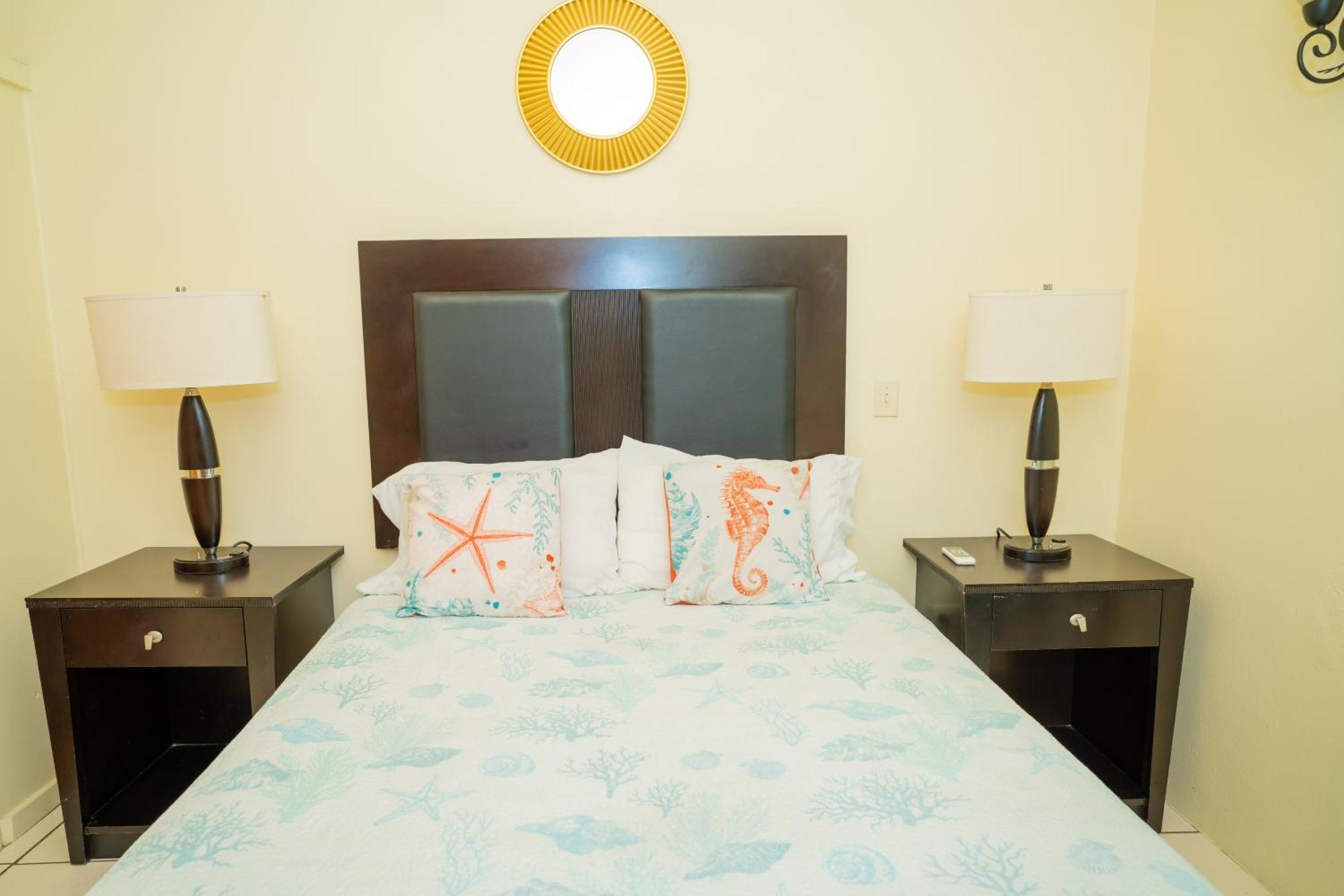 Connie'S Comfort Suites St. John's Luaran gambar