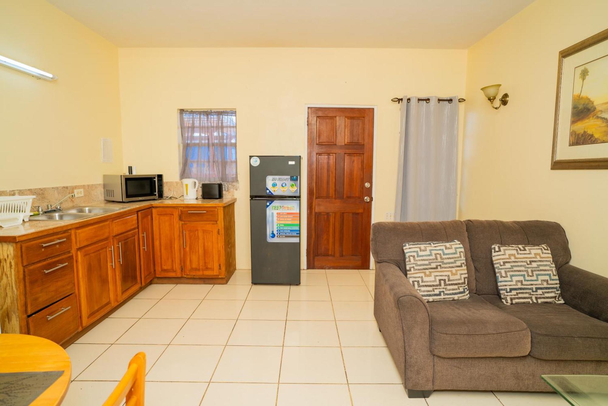 Connie'S Comfort Suites St. John's Luaran gambar