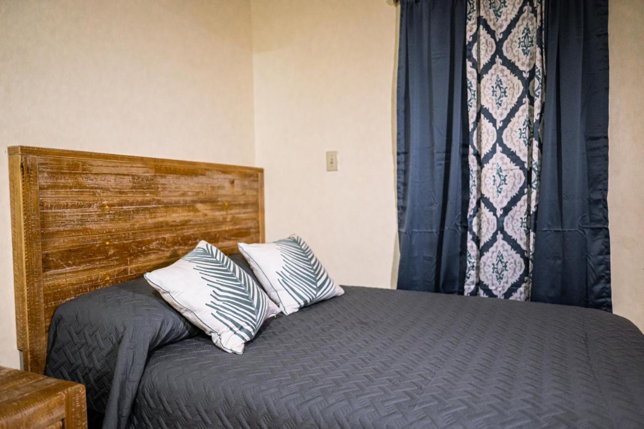 Connie'S Comfort Suites St. John's Luaran gambar