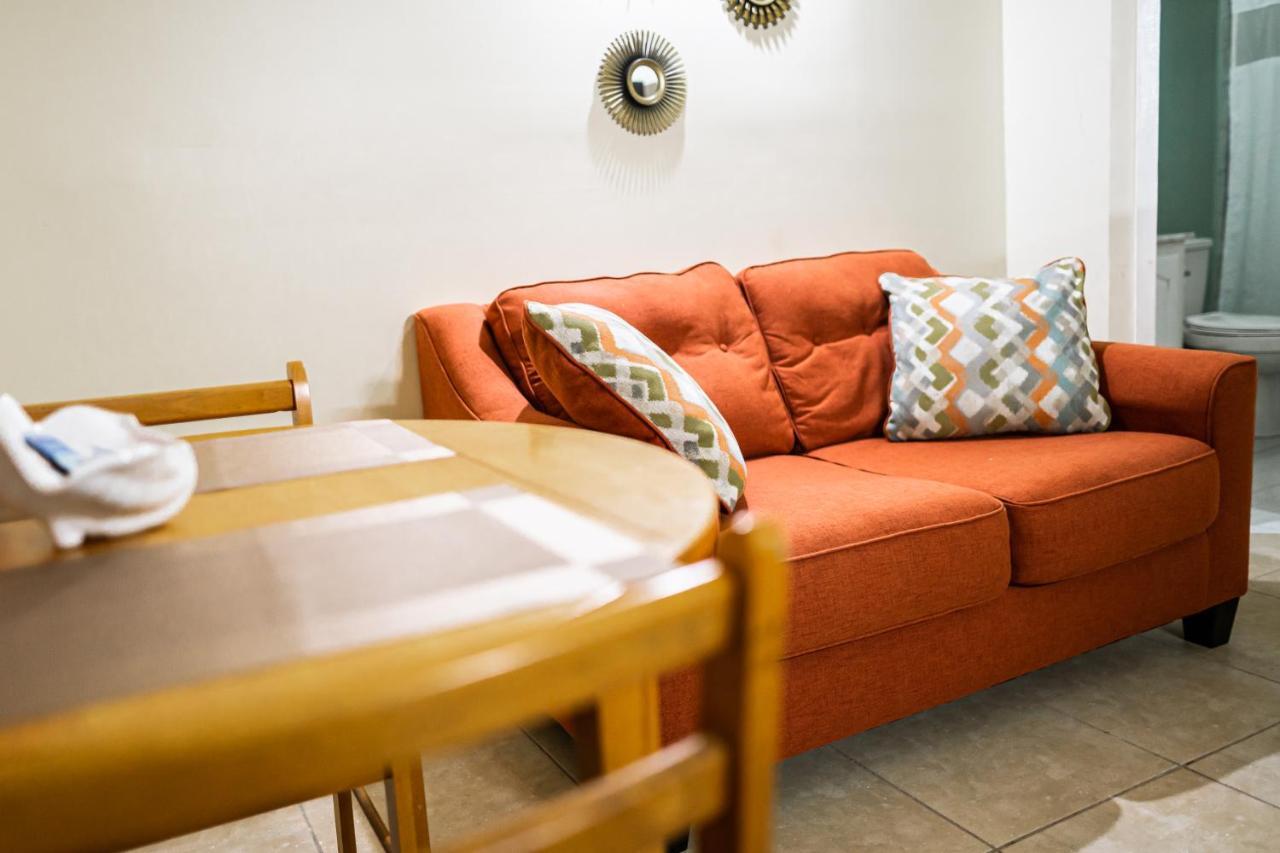 Connie'S Comfort Suites St. John's Luaran gambar